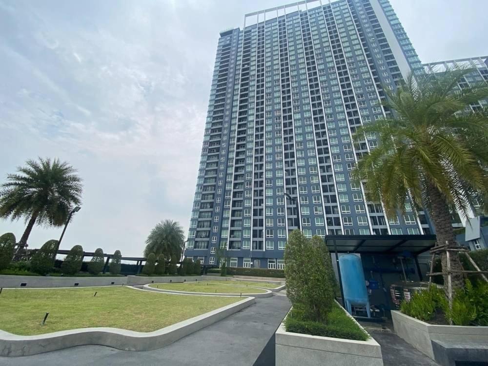 Lucky Home Samrong Bangkok Bagian luar foto